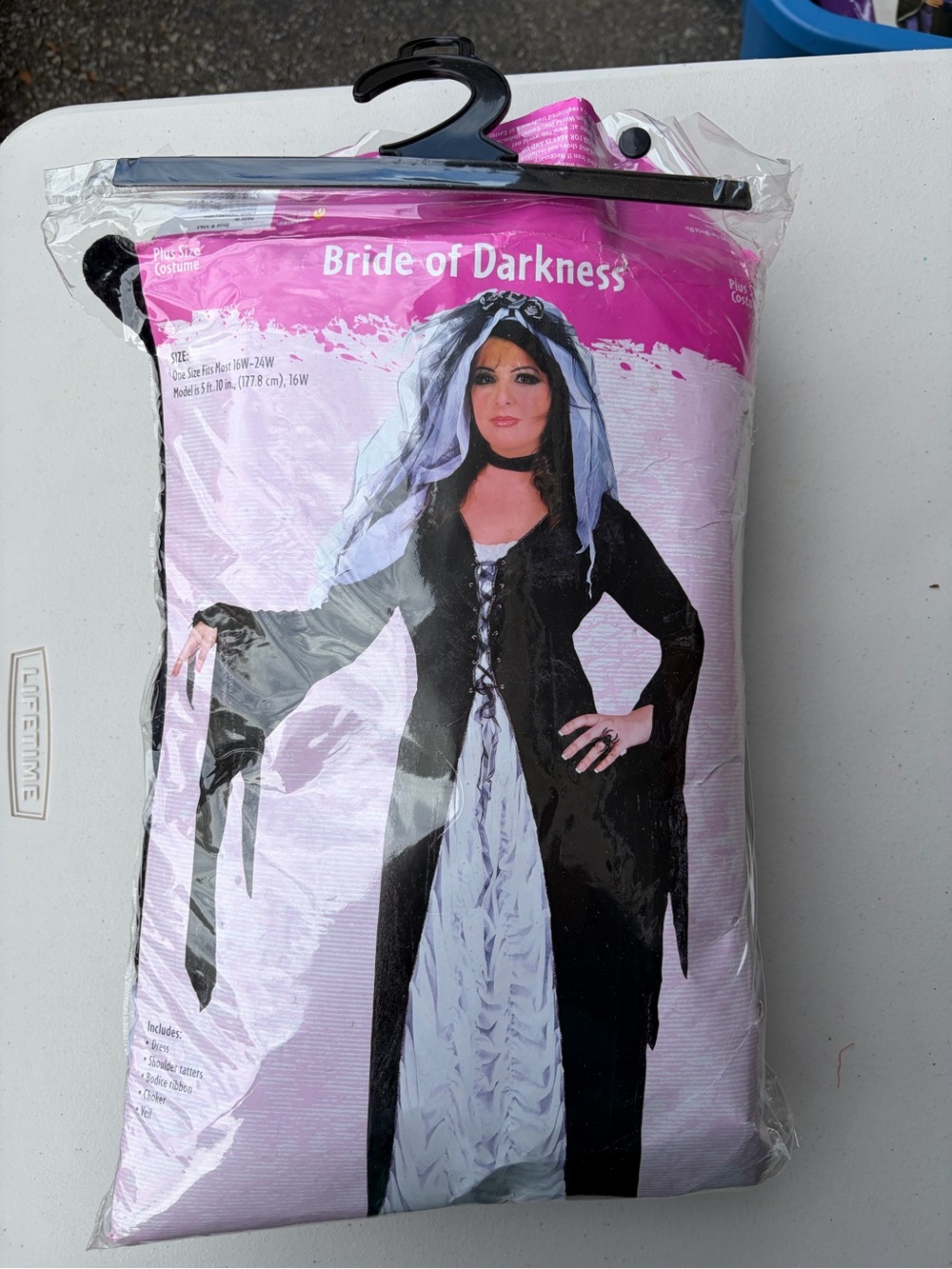 Bride of Darkness Women's Black and White Halloween Costume